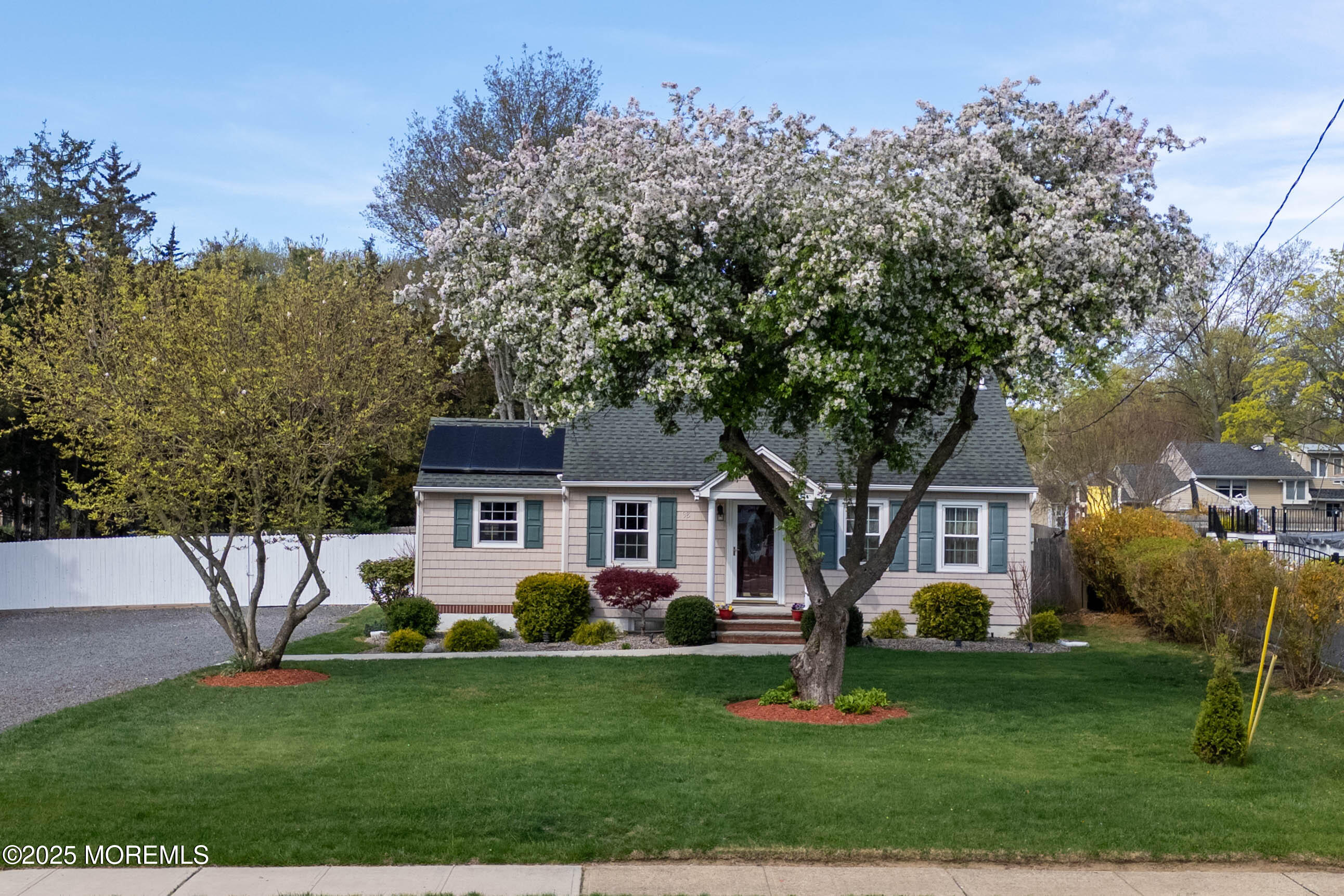 98 Tindall Road Middletown, NJ 07748 - Photo 5 of 49 98 Tindall Rd Middletown-print-088-088-D