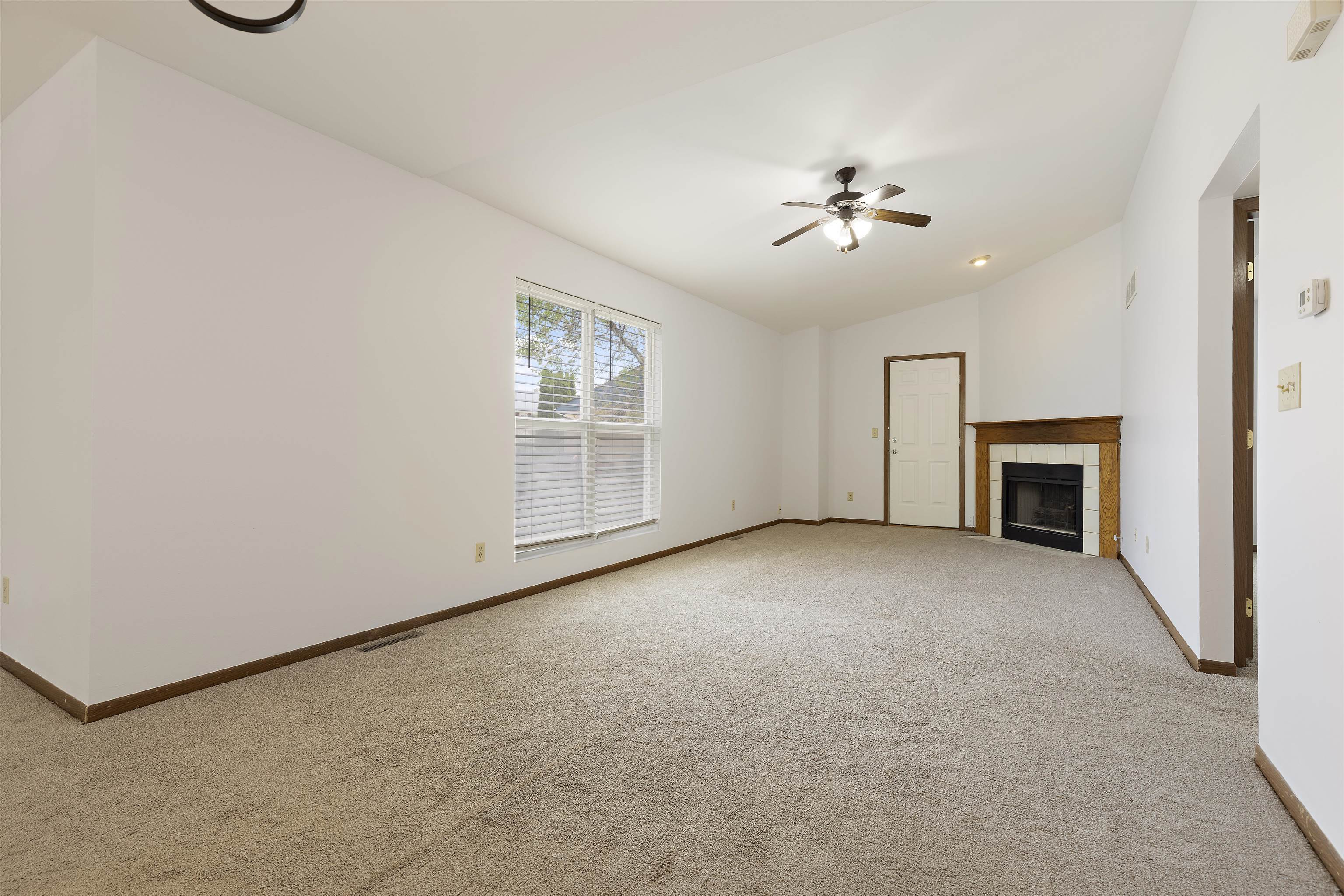 1816 Remington Road Rockford, IL 61108 - Photo 4 of 14