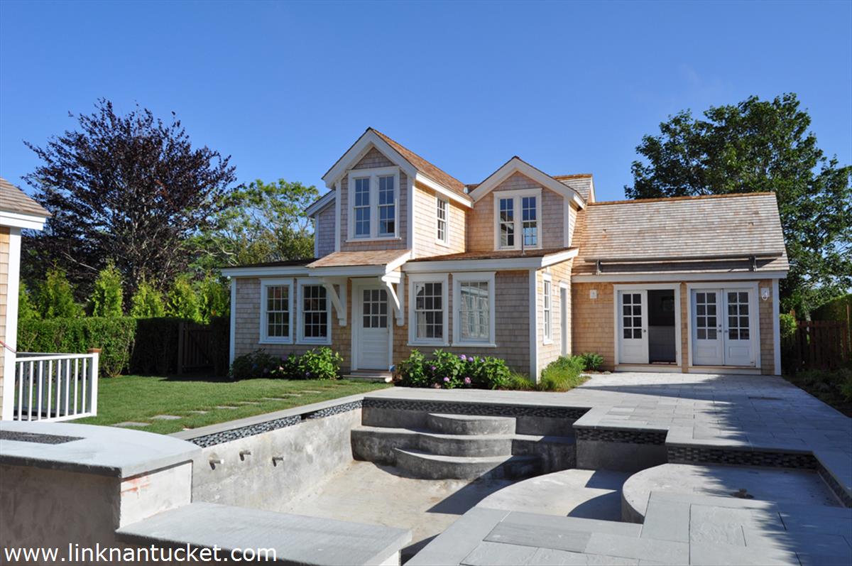 68 Cliff Road Nantucket, MA 02554 - Photo 17 of 24 Gallery Image 17
