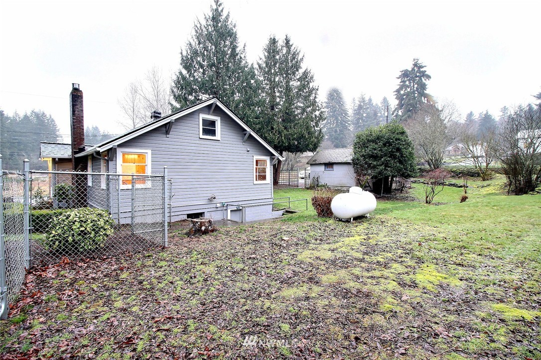 13025 Southeast 95th Way Renton, WA 98056 - Photo 18 of 25