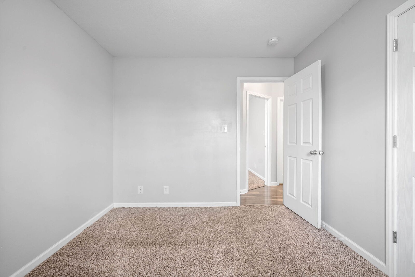935 Hugh Hunter Road Oak Grove, KY 42262 - Photo 19 of 26