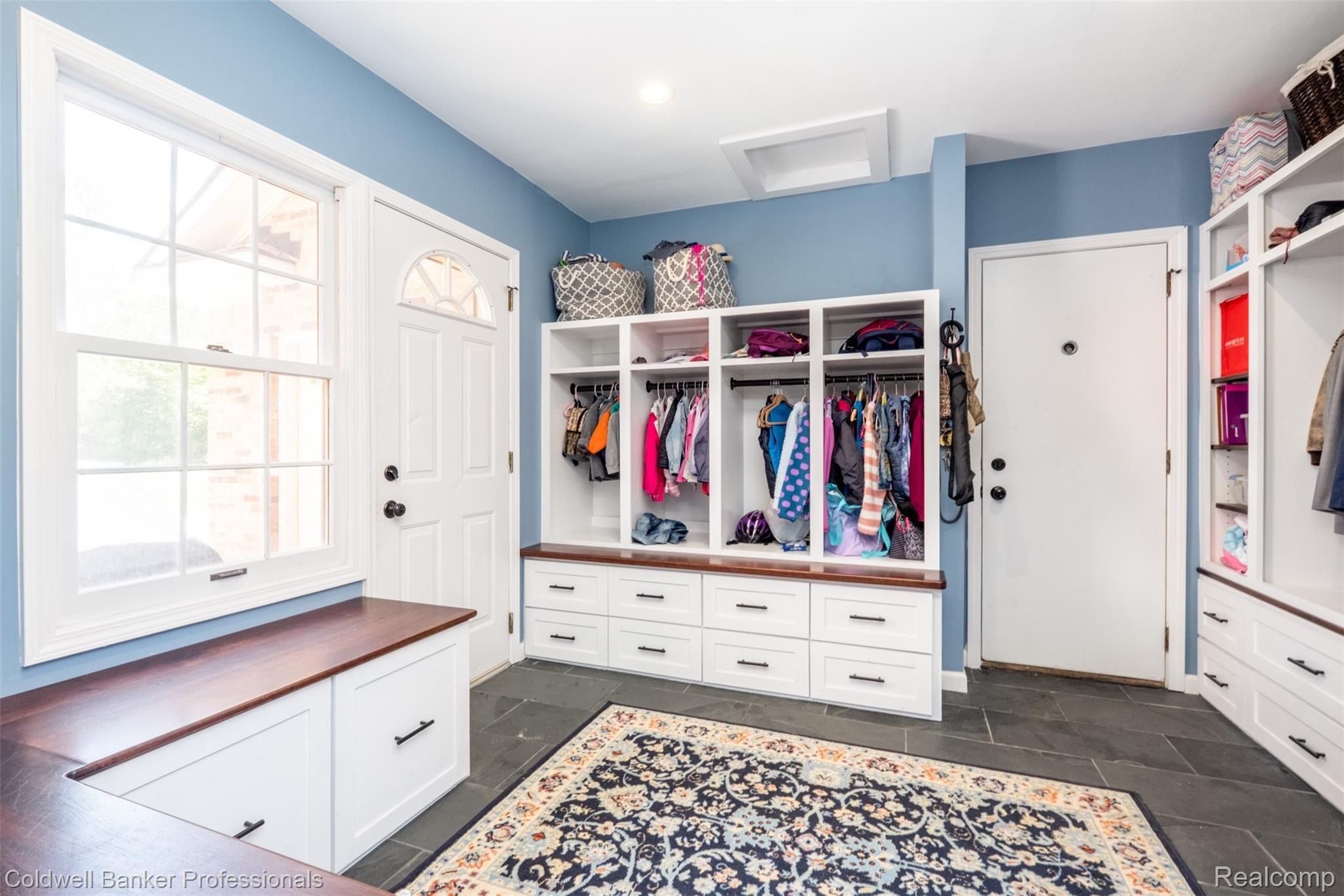 1451 Oxford Road Grosse Pointe, MI 48236 - Photo 17 of 37 Custom Built Mudroom