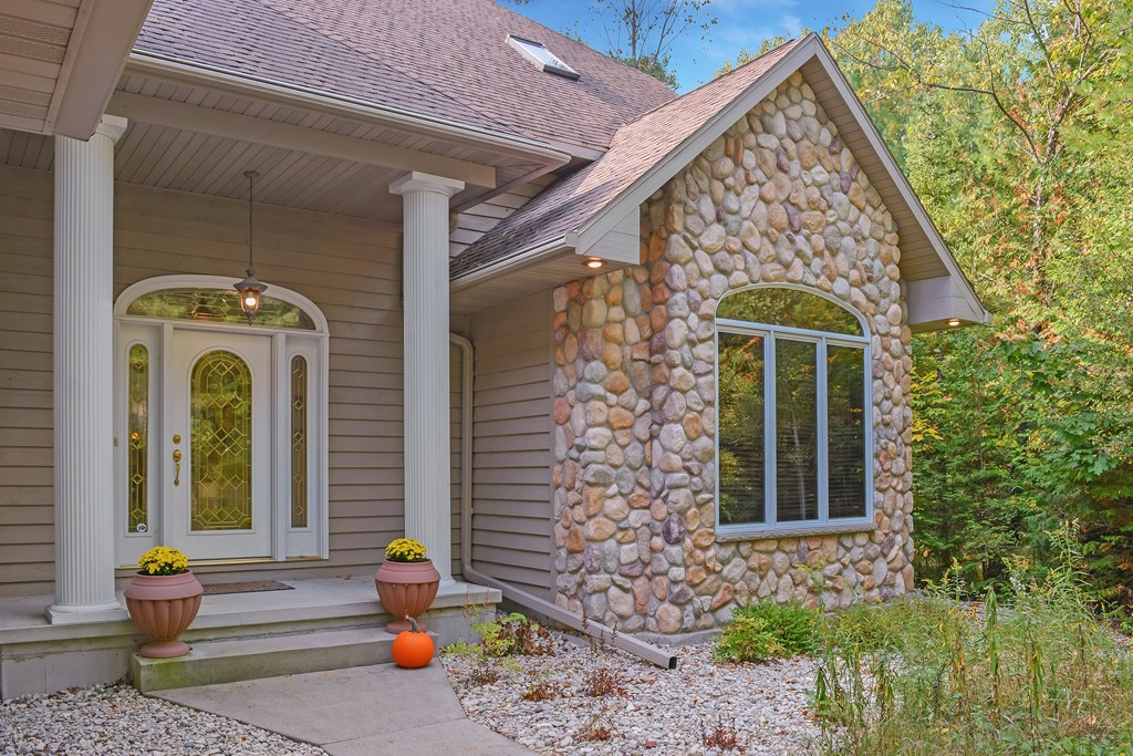 9275 Spring Road Fish Creek, WI 54212 - Photo 4 of 52