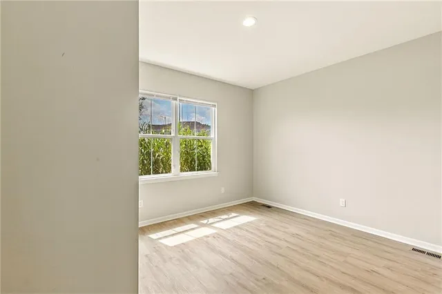 $339,000 | 21709 North Ridge, Peculiar, MO 64078