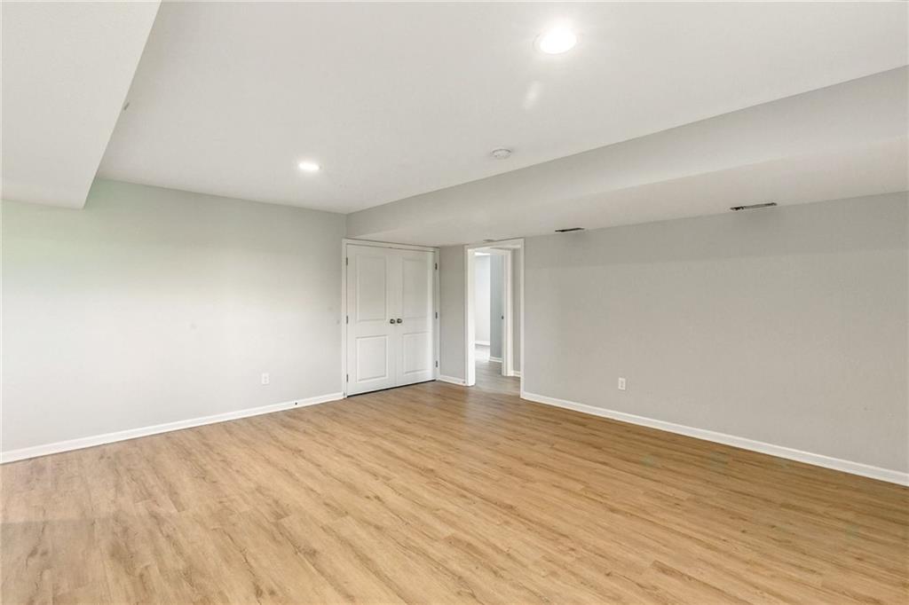 21709 North Ridge Peculiar, MO 64078 - Photo 36 of 48