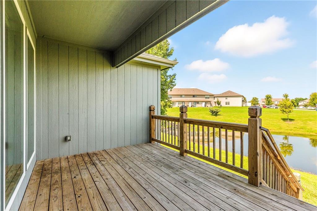 21709 North Ridge Peculiar, MO 64078 - Photo 41 of 48