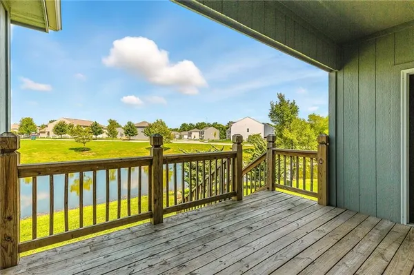 $339,000 | 21709 North Ridge, Peculiar, MO 64078