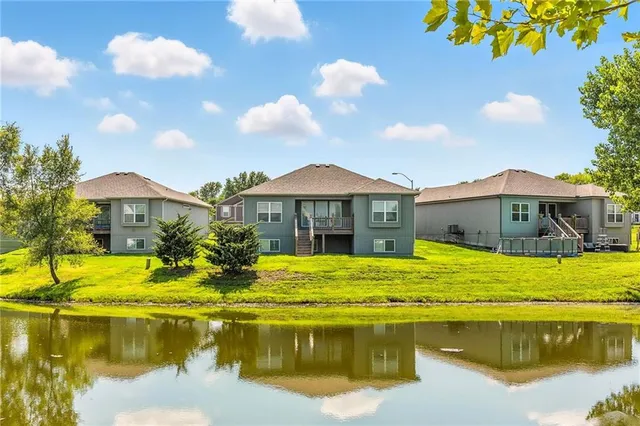 $339,000 | 21709 North Ridge, Peculiar, MO 64078