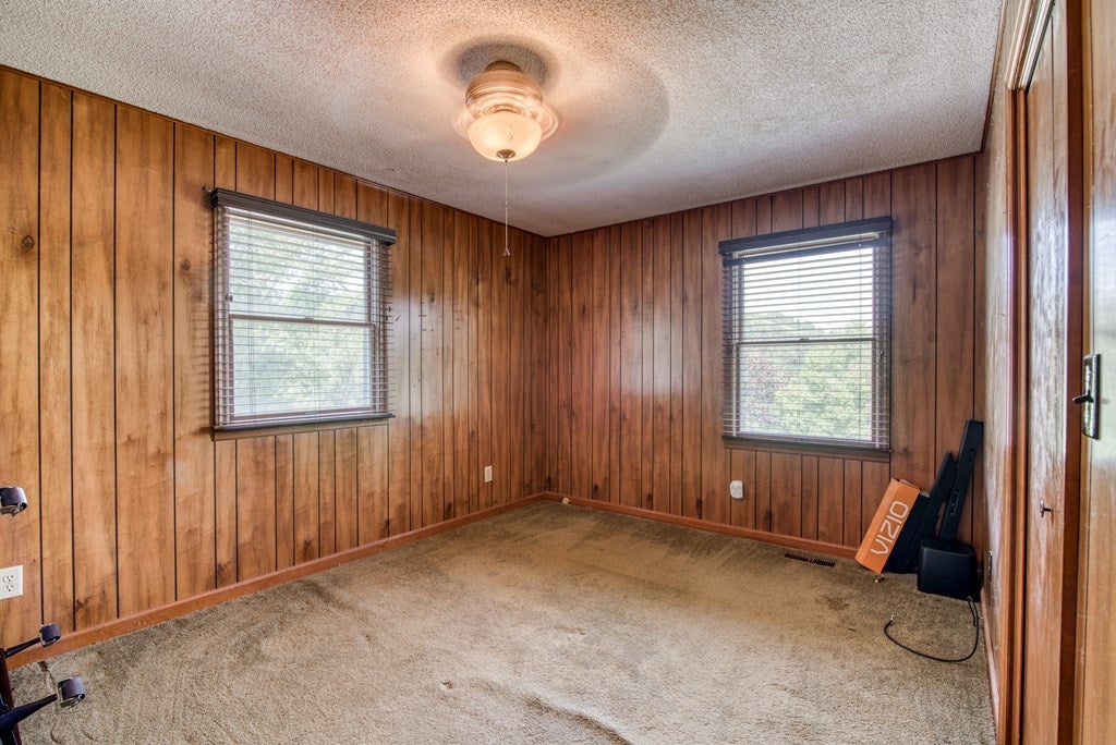 12361 Chip Ridge Road Abingdon, VA 24210 - Photo 29 of 33 Gallery Image 29
