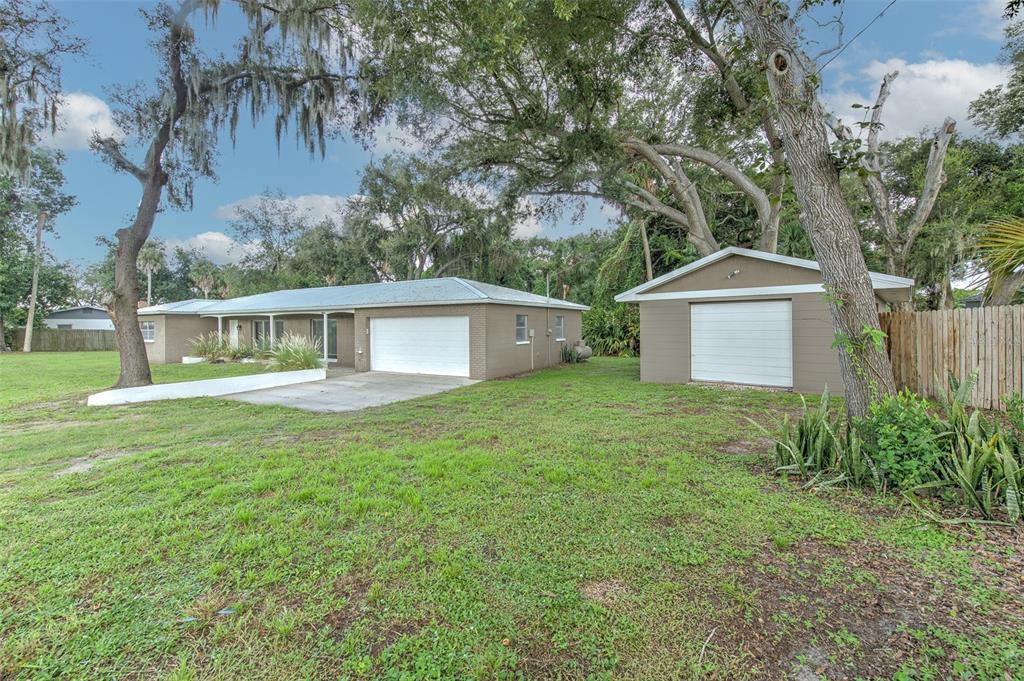 8825 Cobb Road Riverview, FL 33578 - Photo 13 of 42 Gallery Image 13