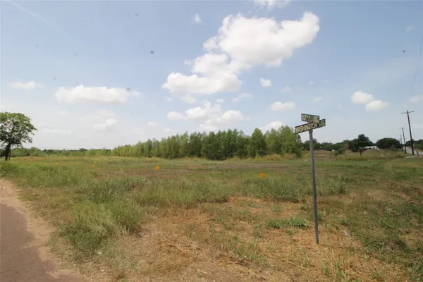 $55,000 | 6-10 Washington Street, Hempstead, TX 77445