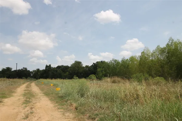 $55,000 | 6-10 Washington Street, Hempstead, TX 77445