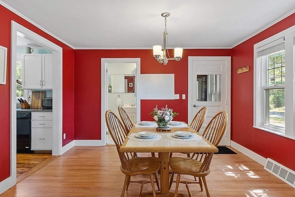 175 Forge Village Road Groton, MA 01450 - Photo 4 of 26 a dining room with furniture and window