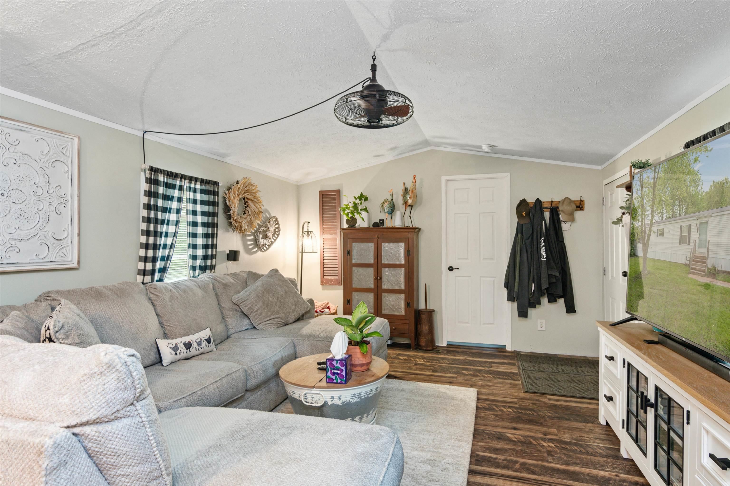 97 Cameron Drive St. Albans Town, VT 05478 - Photo 5 of 19