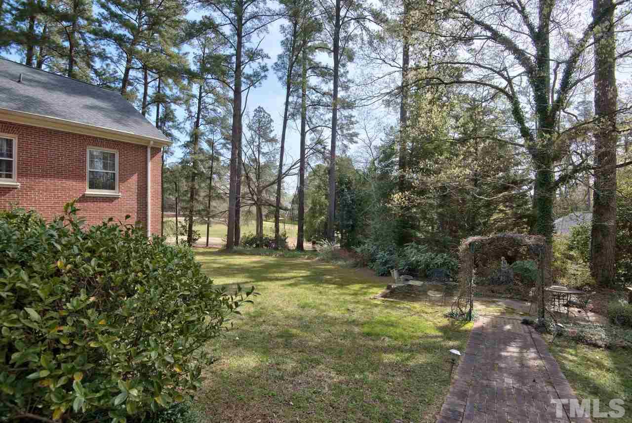3719 Hope Valley Road Durham, NC 27707 - Photo 6 of 30 Gallery Image 6