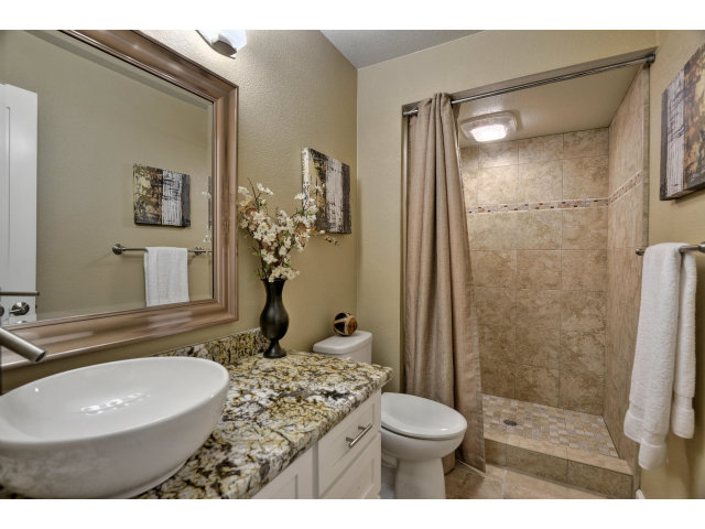 8685 Del Rey Court Gilroy, CA 95020 - Photo 18 of 24 Gallery Image 18