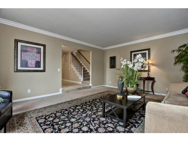 8685 Del Rey Court Gilroy, CA 95020 - Photo 6 of 24 Gallery Image 6
