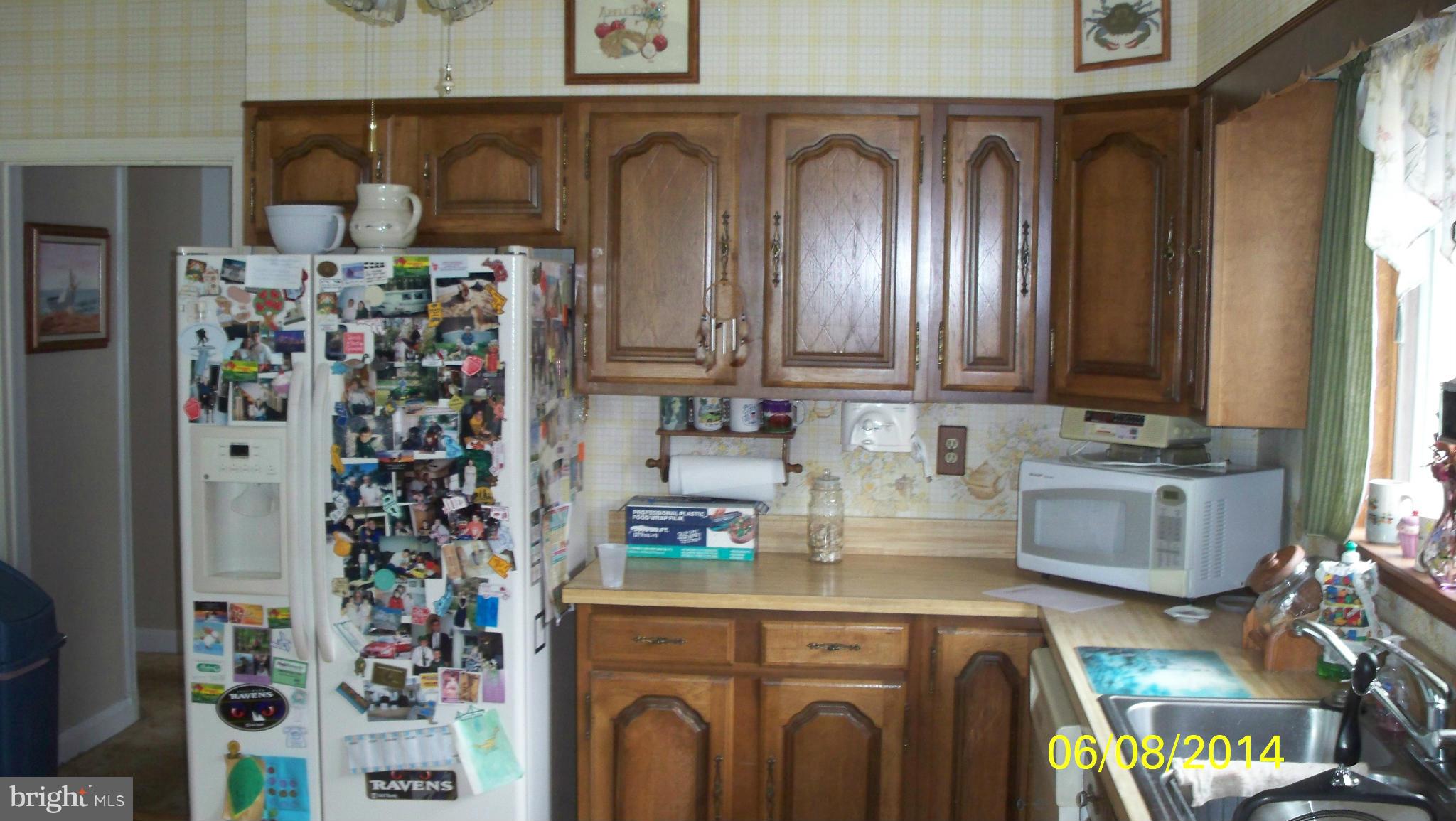 144 Park Road Pasadena, MD 21122 - Photo 19 of 23 Kitchen
