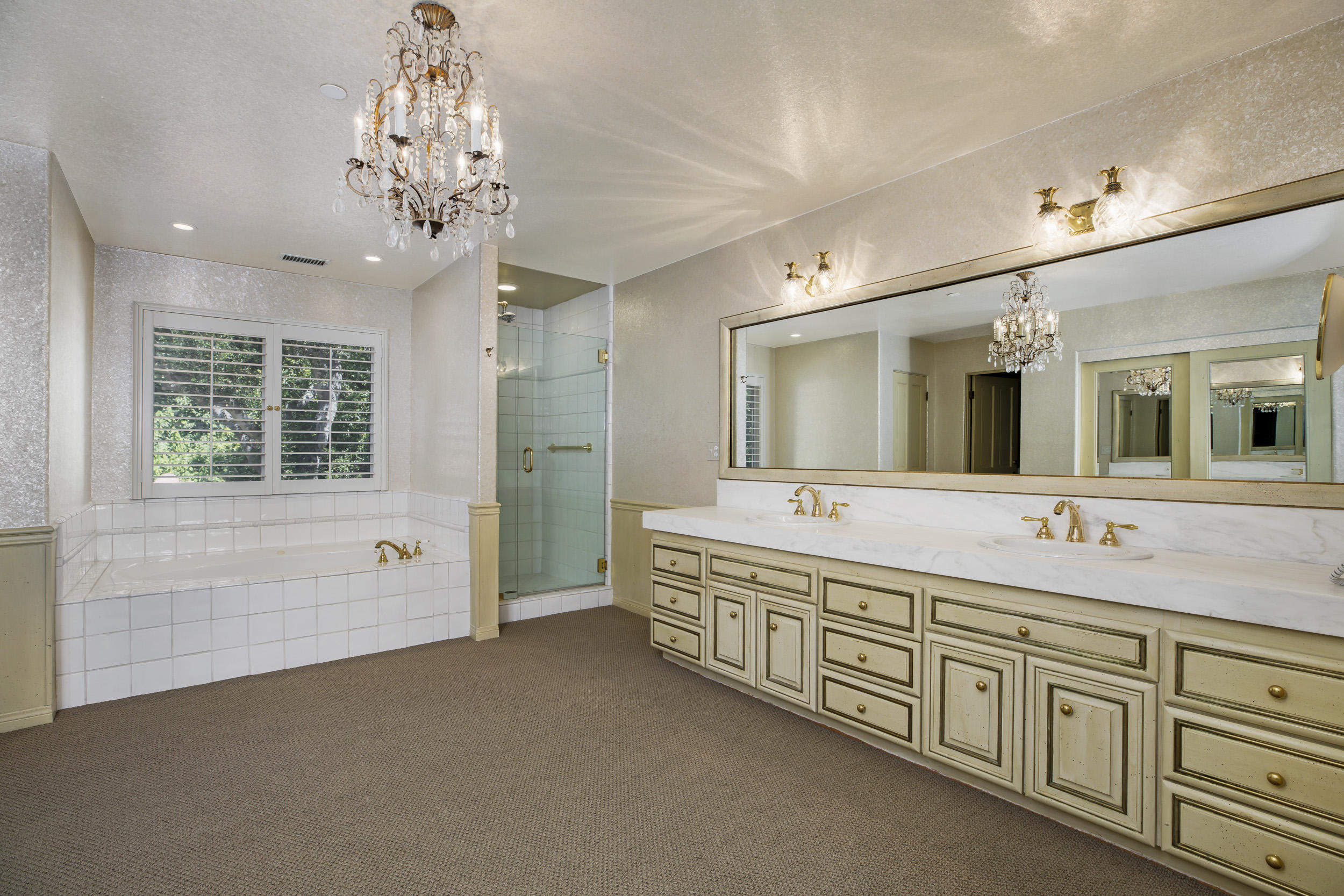 820 Riven Rock Road Montecito, CA 93108 - Photo 8 of 24 Master Suite Bath