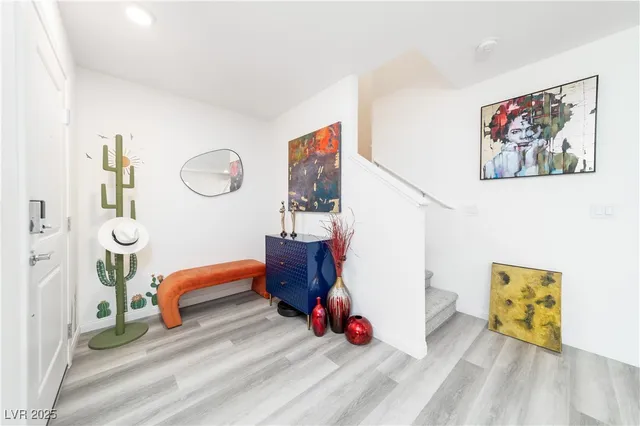 $2,950 | 2849 Desert Mosaic Lane, Unit 5, Las Vegas, NV 89183