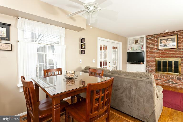 2003 Pine Pep Road Reisterstown, MD 21136 - Photo 5 of 30 Breakfast area