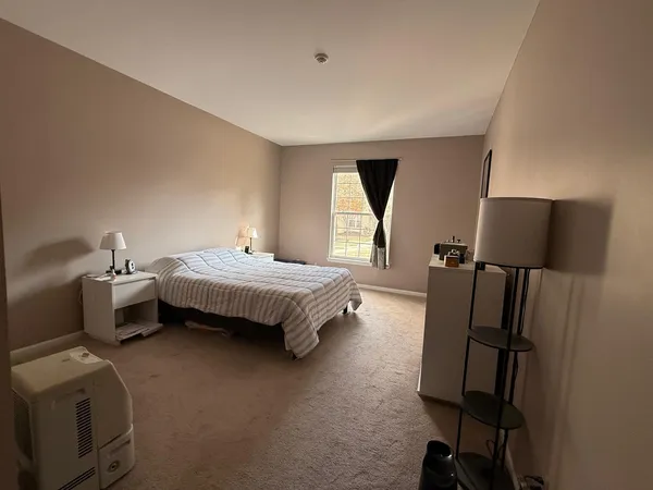 $1,850 | 40445 Glen Eagle Lane, Canton, MI 48188