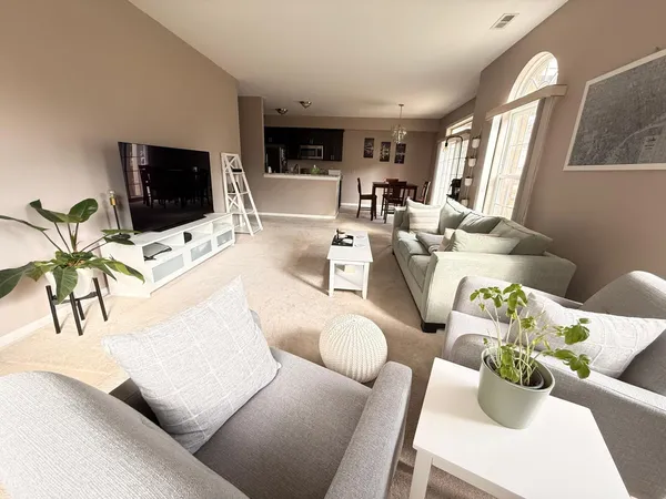 $1,850 | 40445 Glen Eagle Lane, Canton, MI 48188