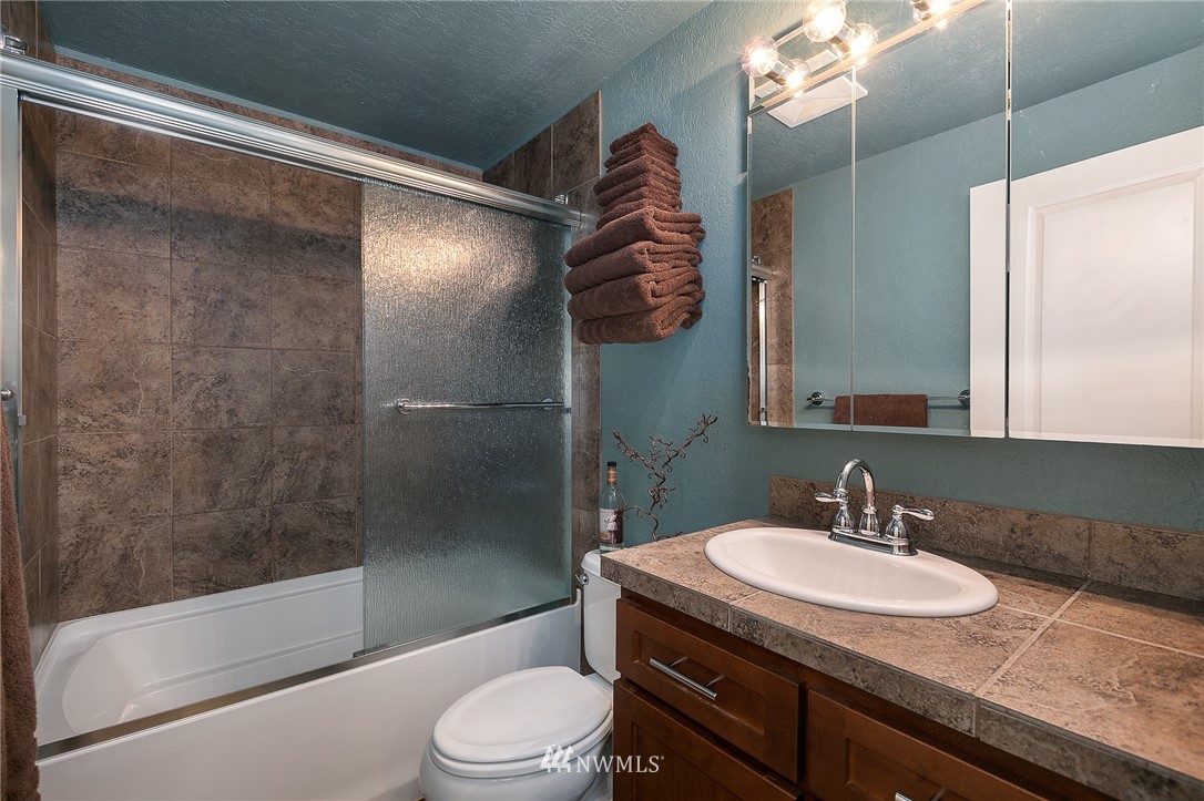 2214 177th Street Southeast Bothell, WA 98012 - Photo 16 of 19