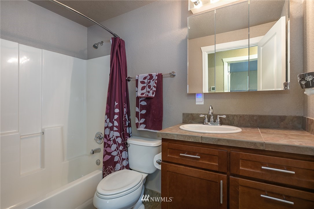 2214 177th Street Southeast Bothell, WA 98012 - Photo 17 of 19