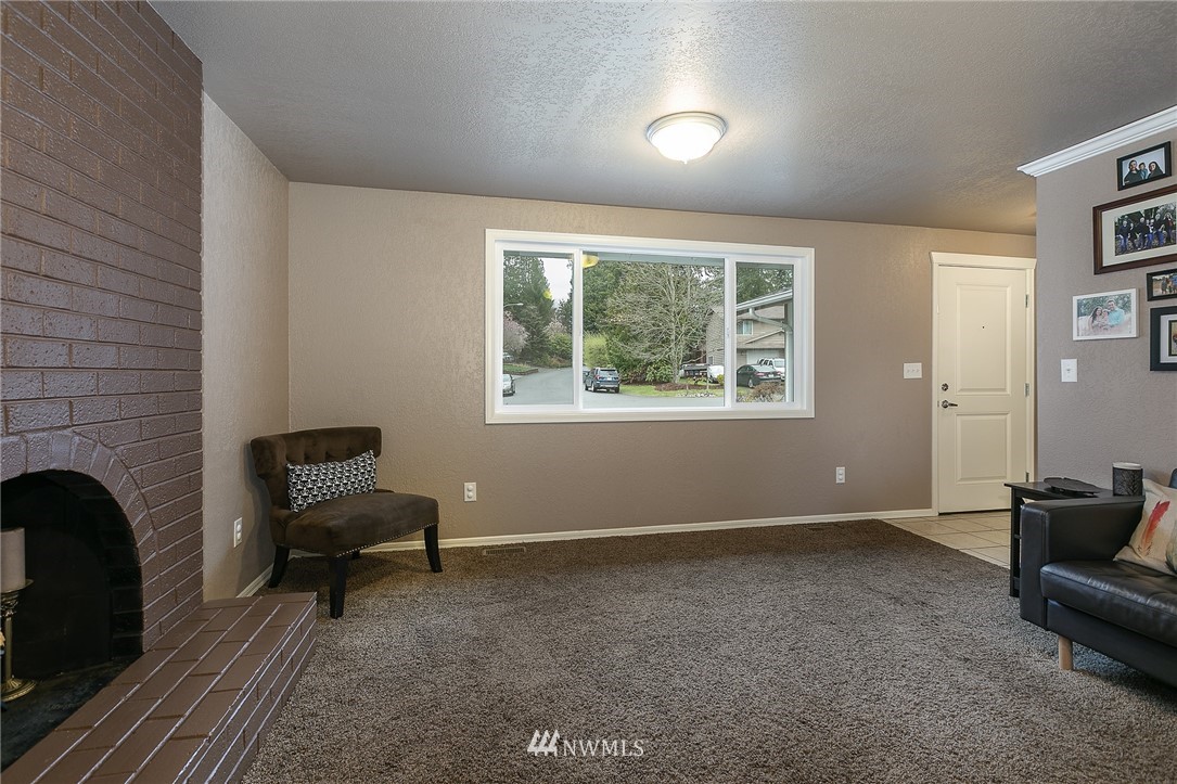 2214 177th Street Southeast Bothell, WA 98012 - Photo 3 of 19