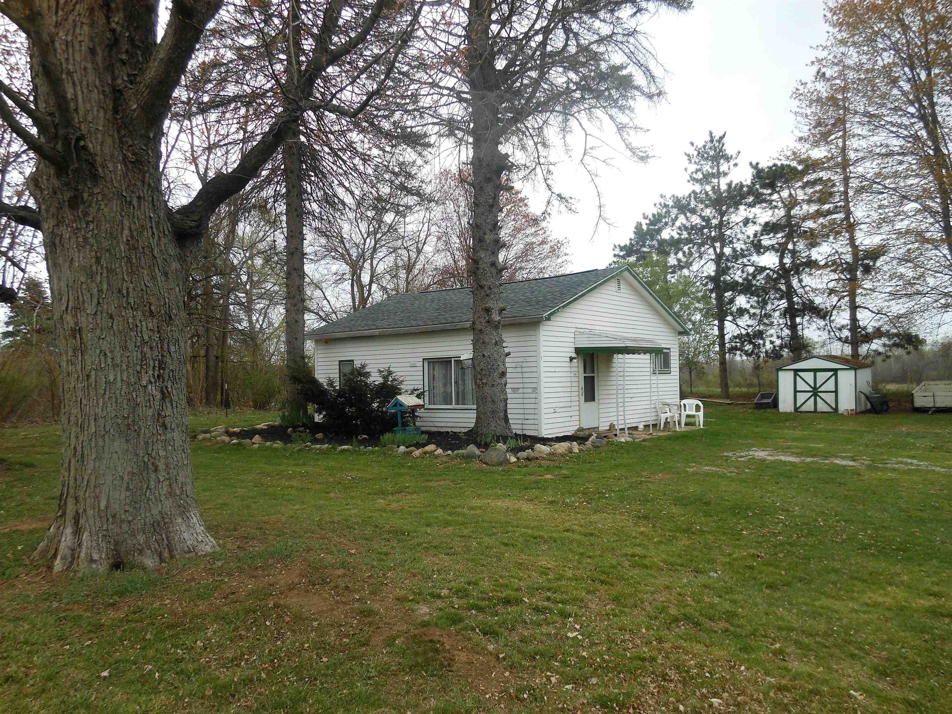 8141 Arbela Road Millington, MI 48746 - Photo 1 of 10 50107148.JPG