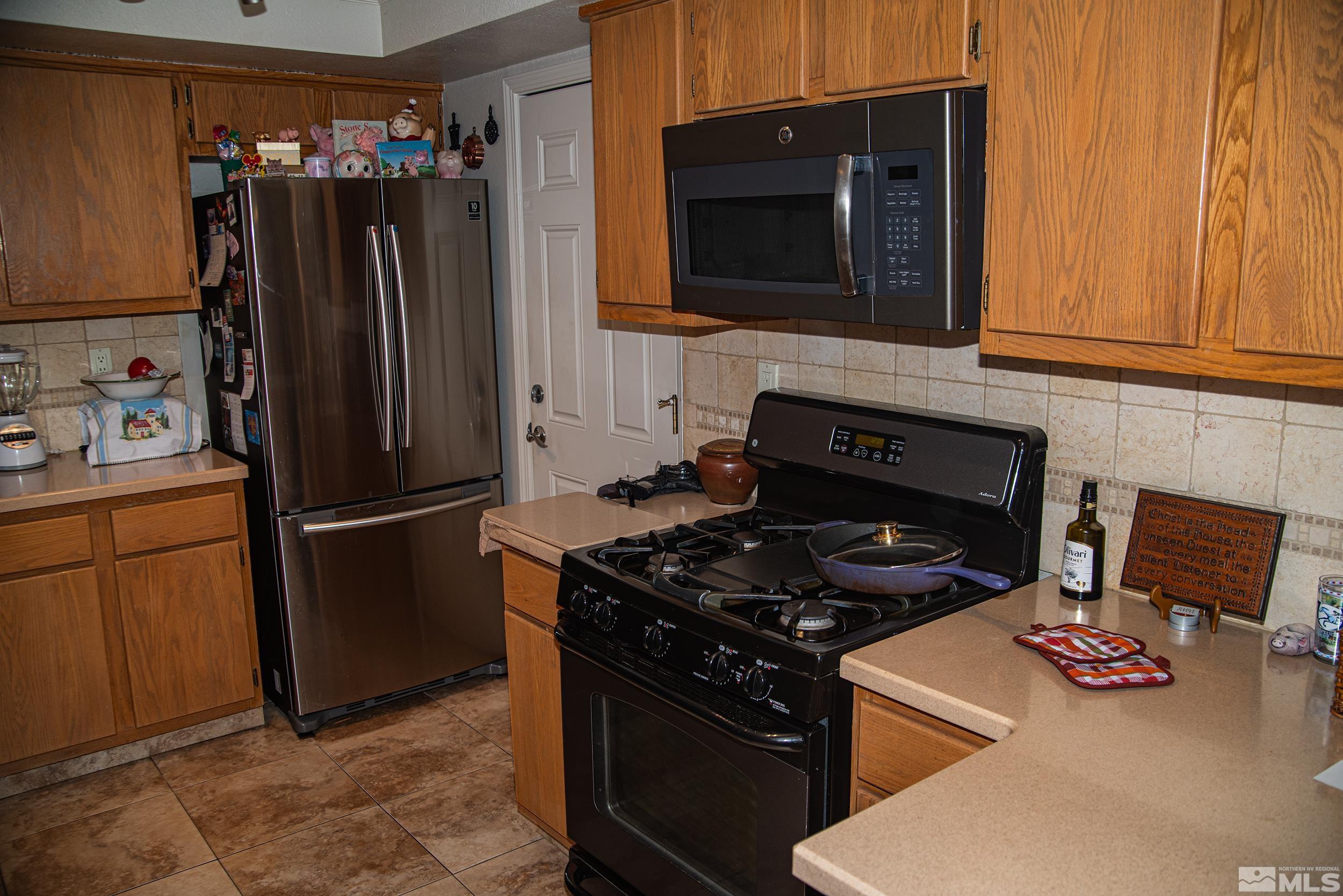 1268 Conway Lane Reno, NV 89503 - Photo 6 of 30 Photo 6