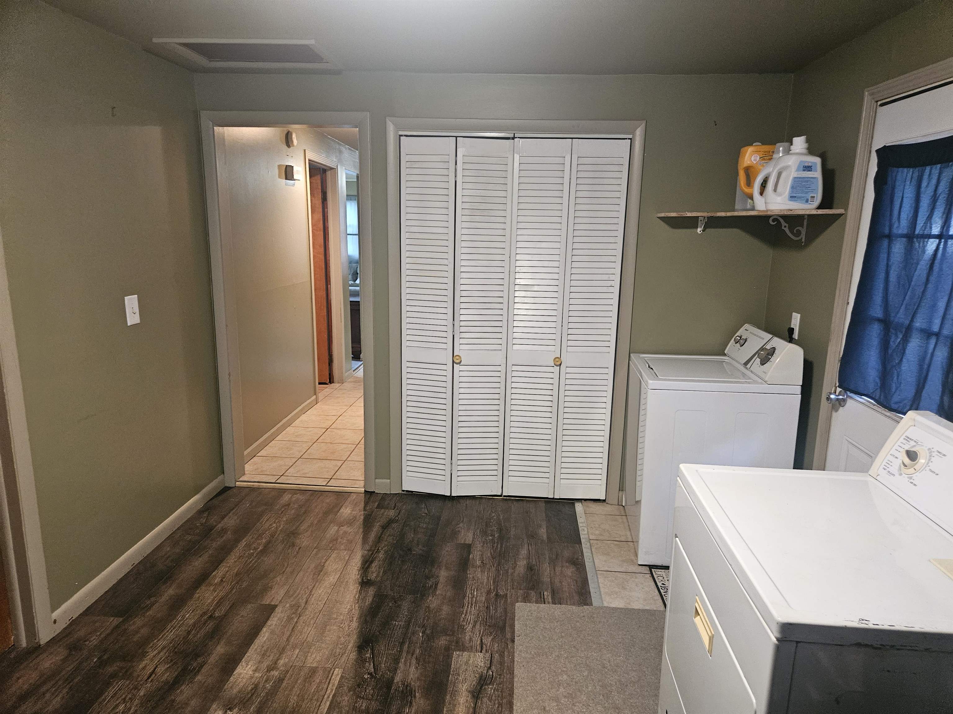 1700 West Ridge Road Bay City, MI 48708 - Photo 9 of 17
