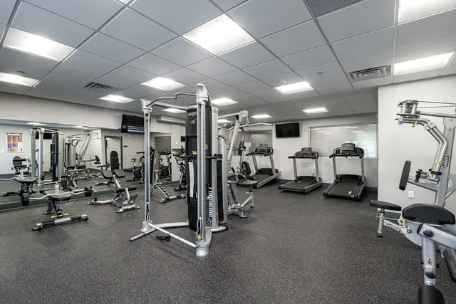 $2,350 | 2 Broadway, Unit ONEBED, Lynnfield, MA 01940