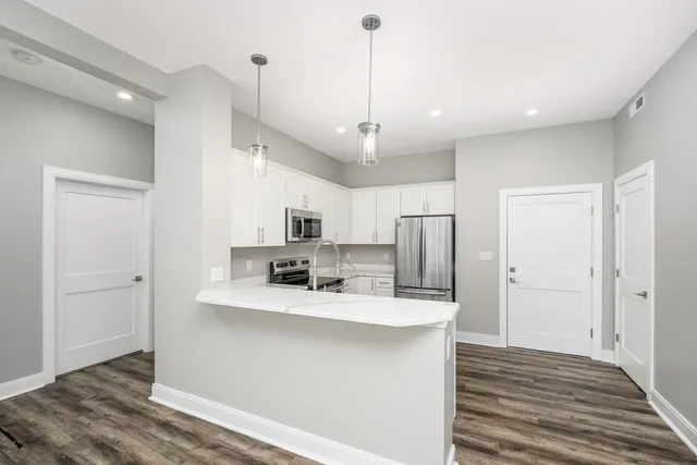 $2,350 | 2 Broadway, Unit ONEBED, Lynnfield, MA 01940