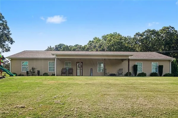 $385,000 | 958 Hale Road, Maysville, GA 30558