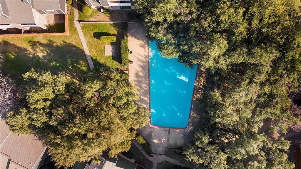 5840 Spring Valley Road, Unit 912 Dallas, TX 75254 - Photo 31 of 33 an aerial view of a house