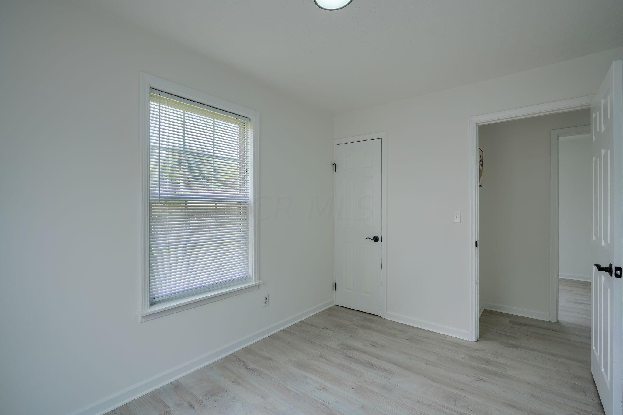 860 Colton Road Columbus, OH 43207 - Photo 16 of 29 29-web-or-mls-860 Colton Rd (36)