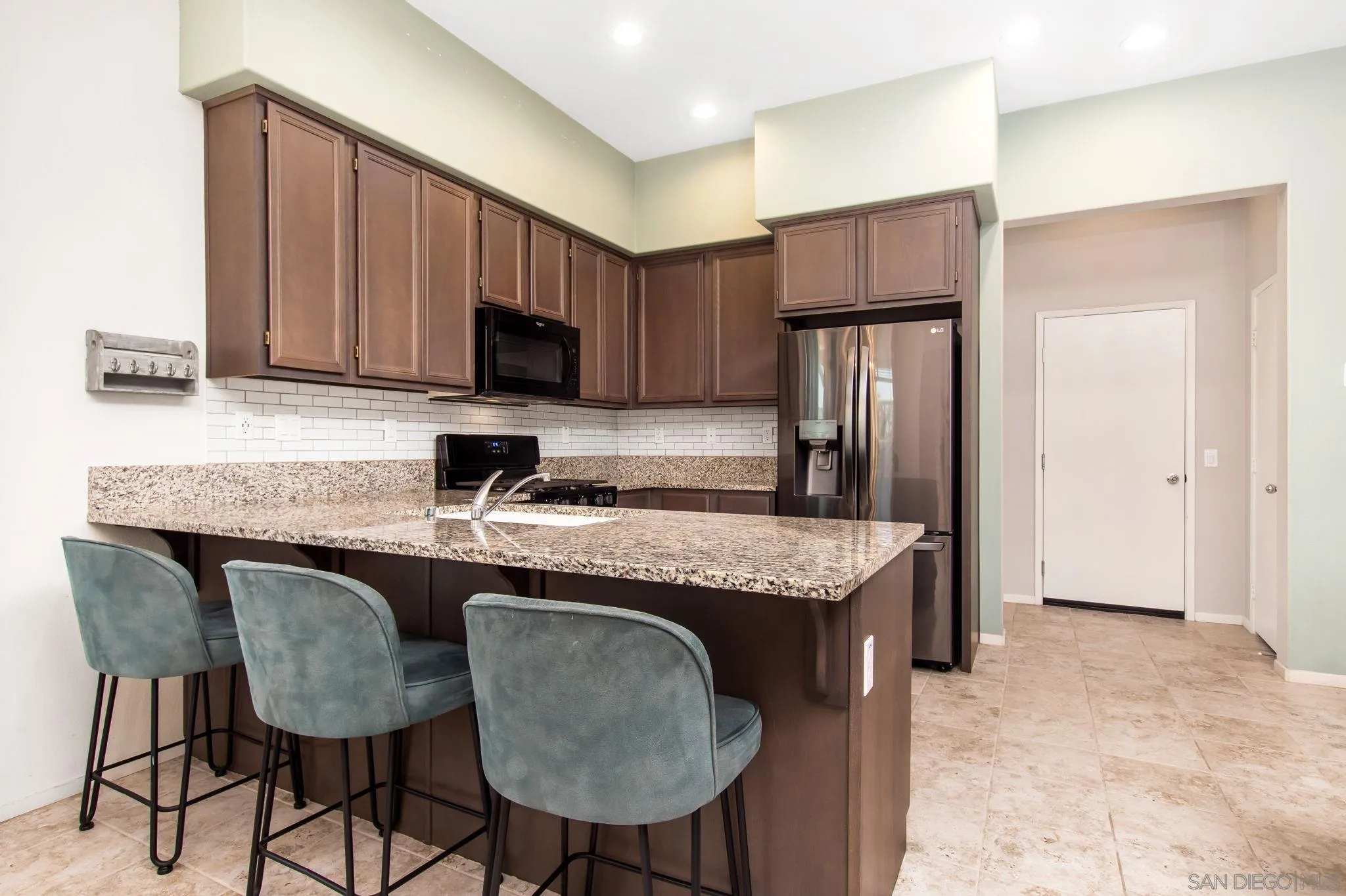 1215 Idanan Road, Unit 1 Chula Vista, CA 91913 - Photo 4 of 21 Gallery Image 4