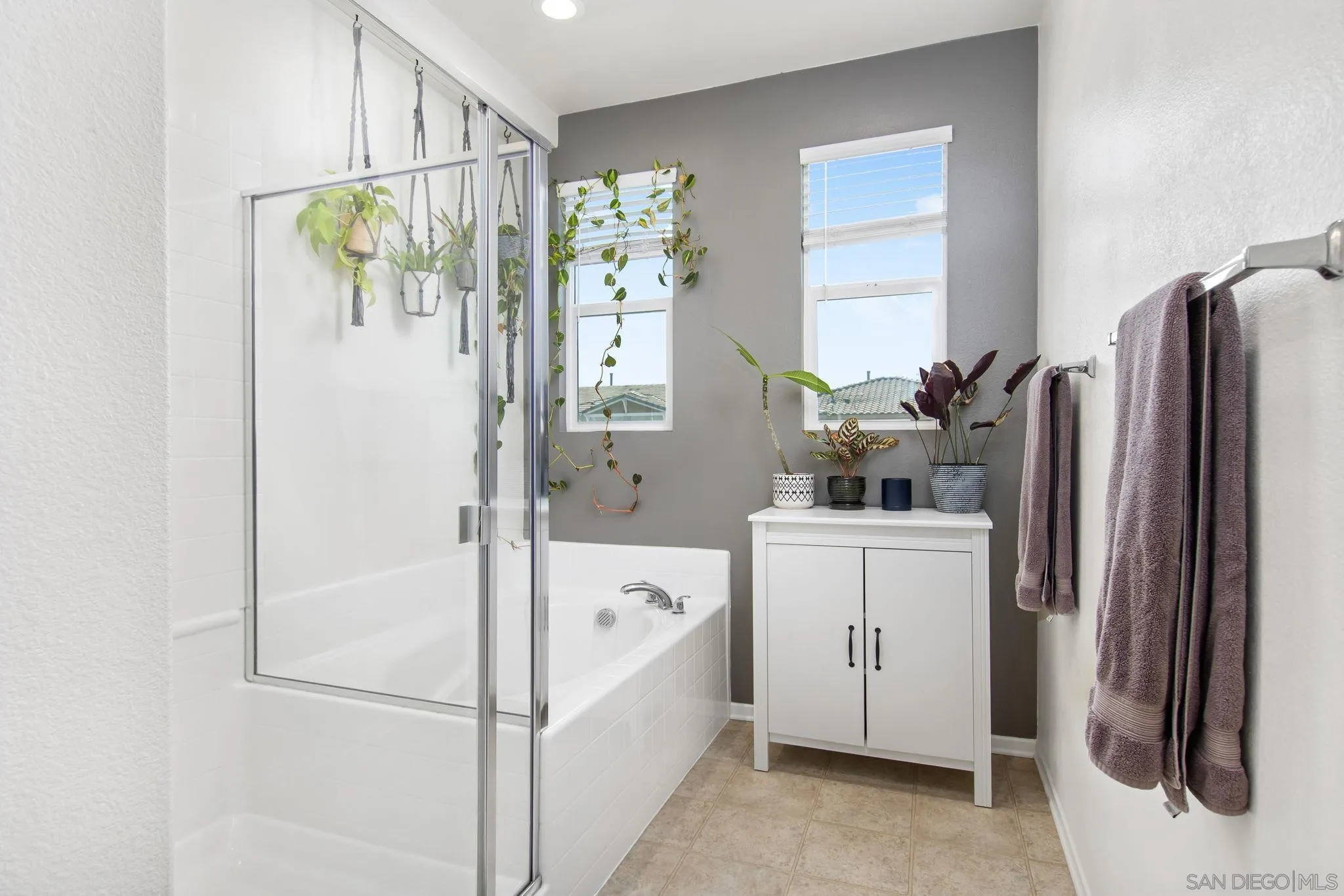 1215 Idanan Road, Unit 1 Chula Vista, CA 91913 - Photo 8 of 21 Gallery Image 8