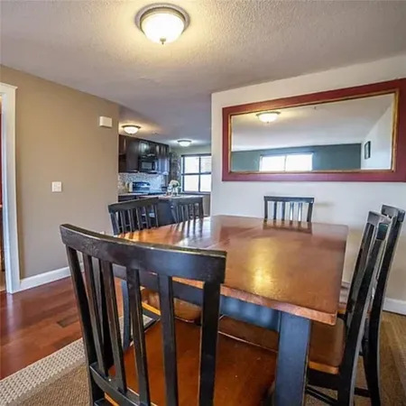 $3,000 | 66 Girard Avenue, Unit 215, Newport, RI 02840