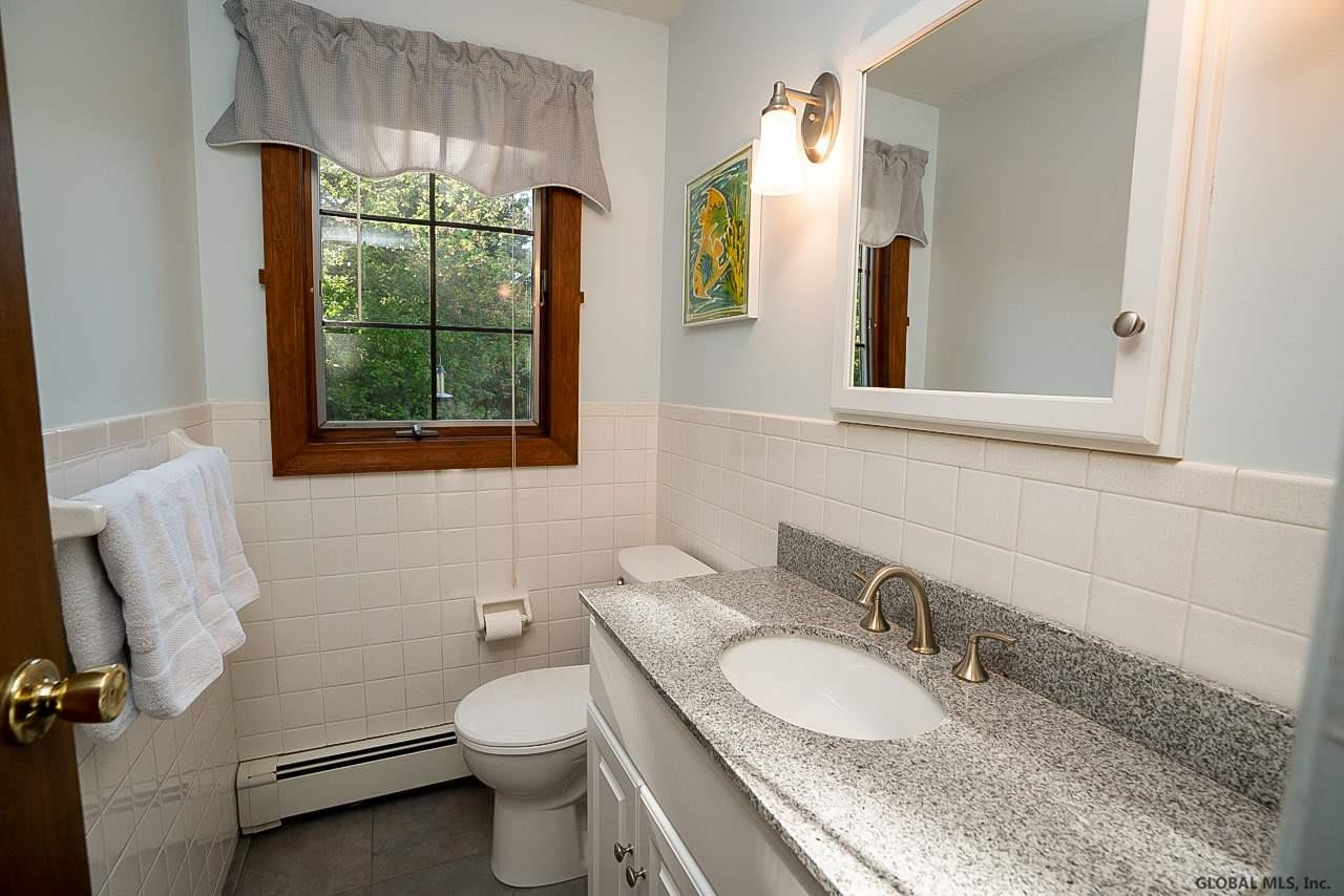 46 Garnsey Road Rexford, NY 12148 - Photo 13 of 37 Photo 13