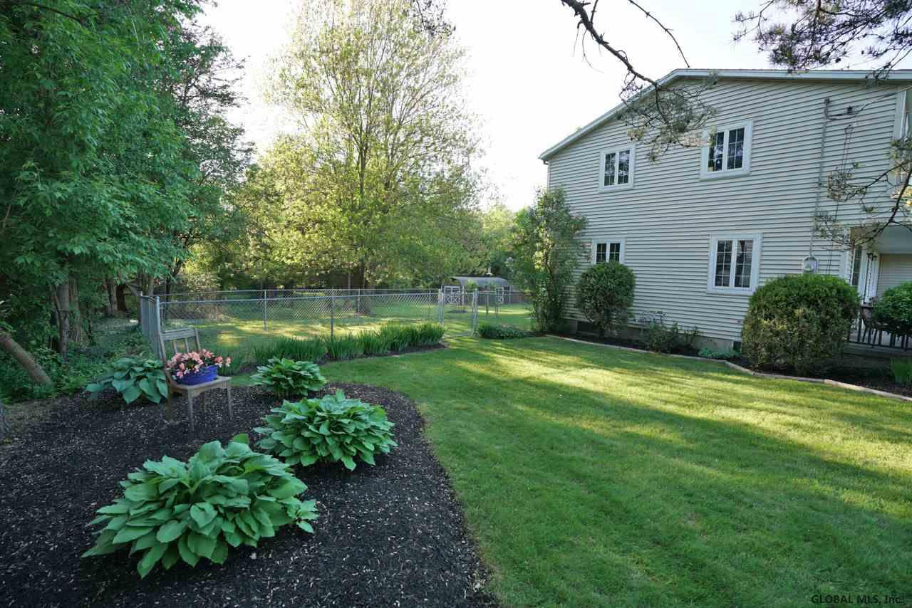 46 Garnsey Road Rexford, NY 12148 - Photo 33 of 37 Photo 33