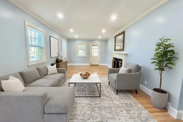 $4,650 | 15 Roundwood Road, Newton, MA 02464