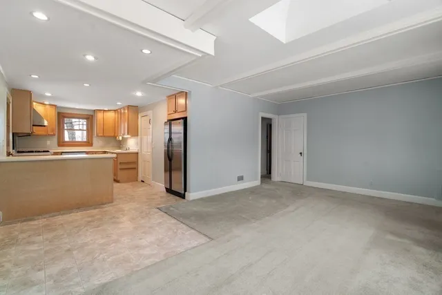 $4,650 | 15 Roundwood Road, Newton, MA 02464