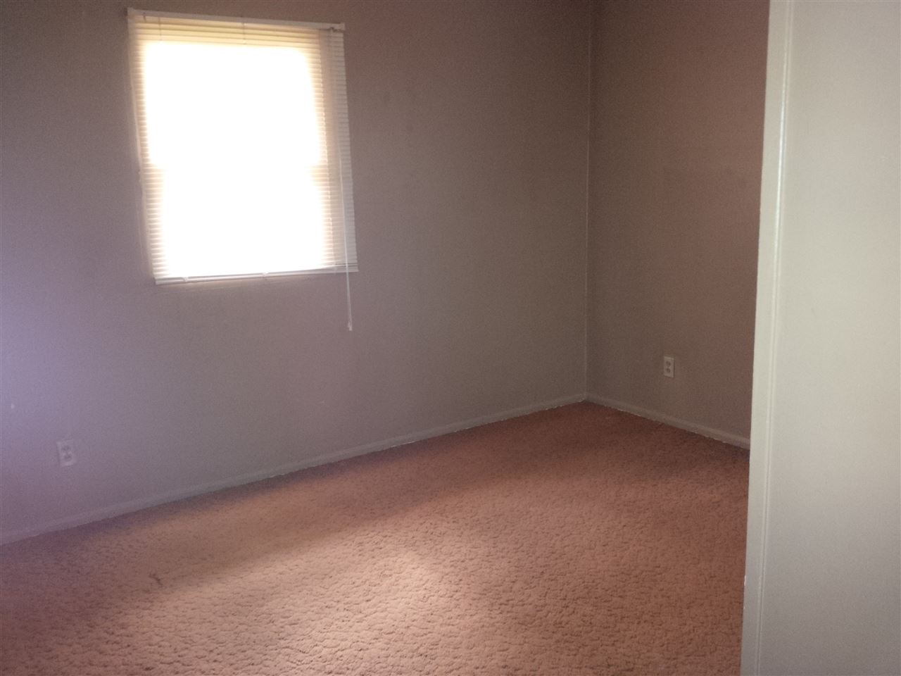430 West 6th Street Rochester, IN 46975 - Photo 5 of 8