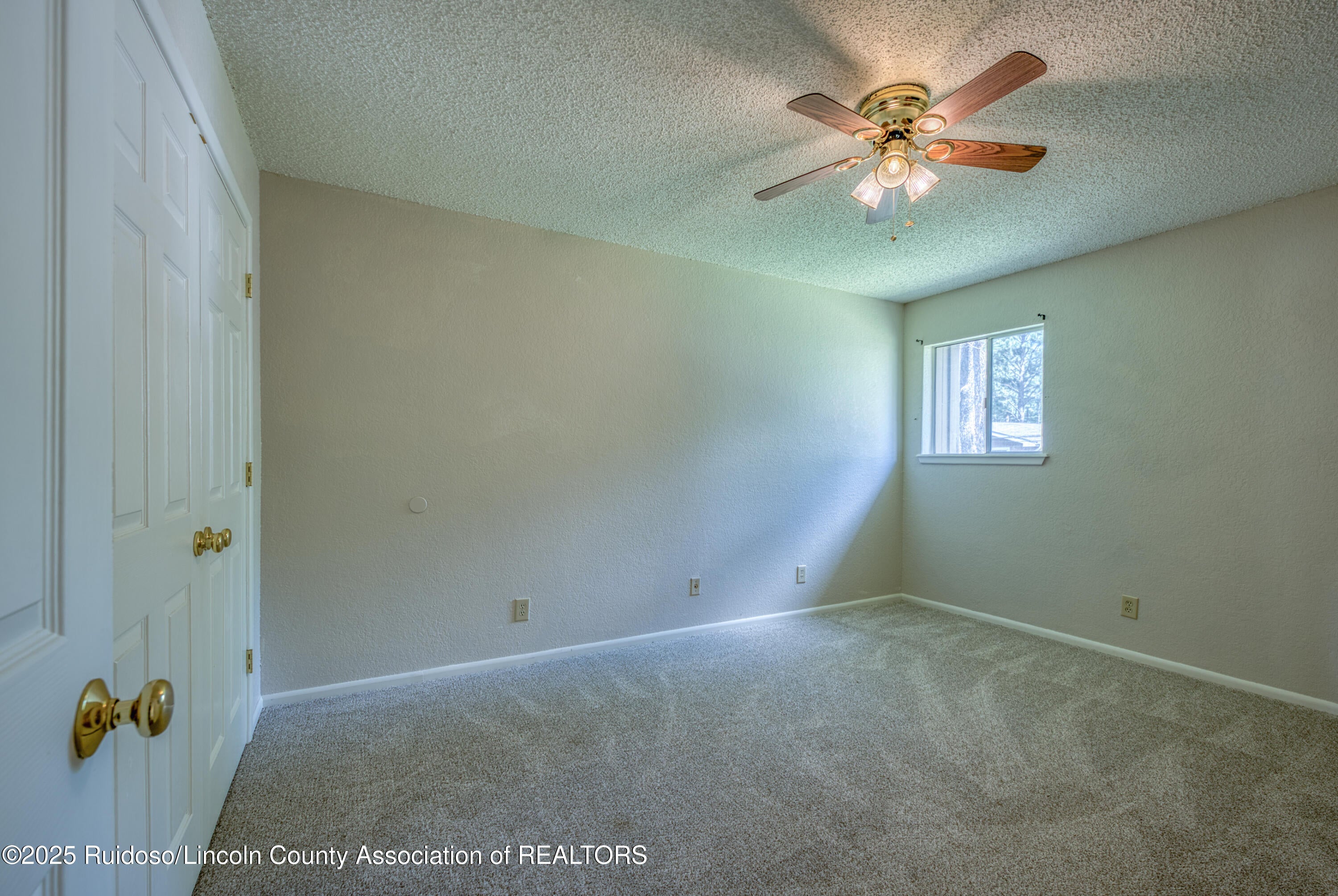 102 Raymond Buckner Drive, Unit 8 Ruidoso, NM 88345 - Photo 21 of 26 Gallery Image 21