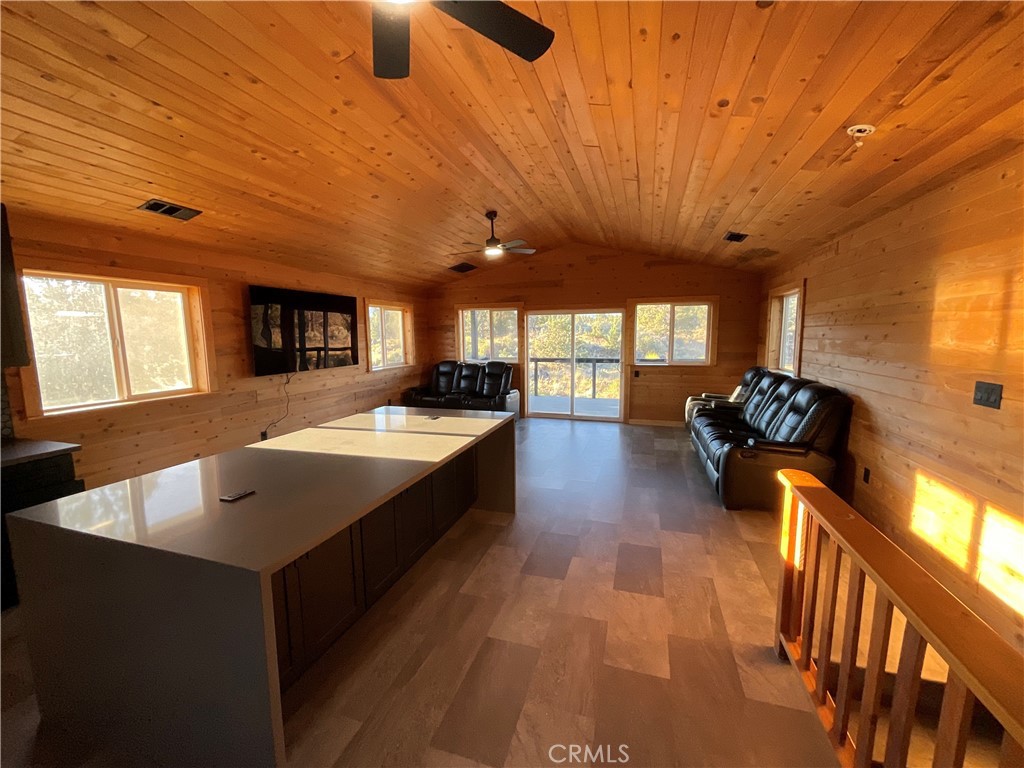 13730 Feldman Road Montague, CA 96064 - Photo 8 of 30