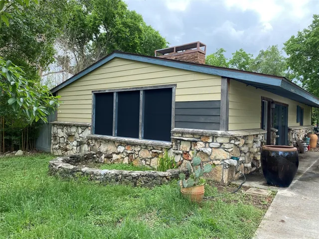 $1,500 | 47 Presidio Road, Wimberley, TX 78676
