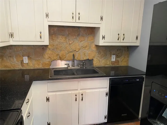 $1,500 | 47 Presidio Road, Wimberley, TX 78676